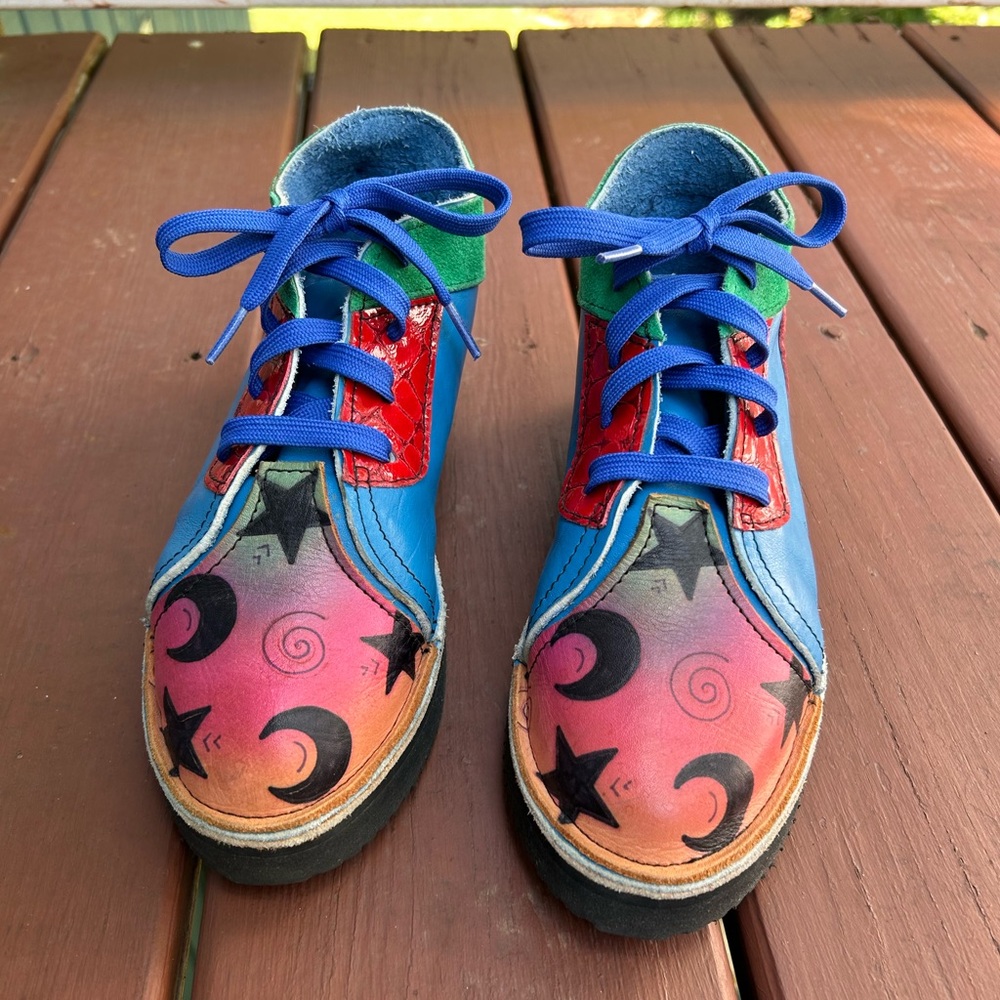 Handmade leather women’s booties. - Picture 3 of 11
